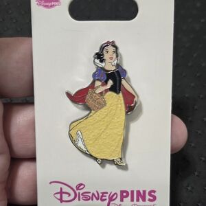 New Disney Snow White Trading Pin Glitter Shimmer Dress